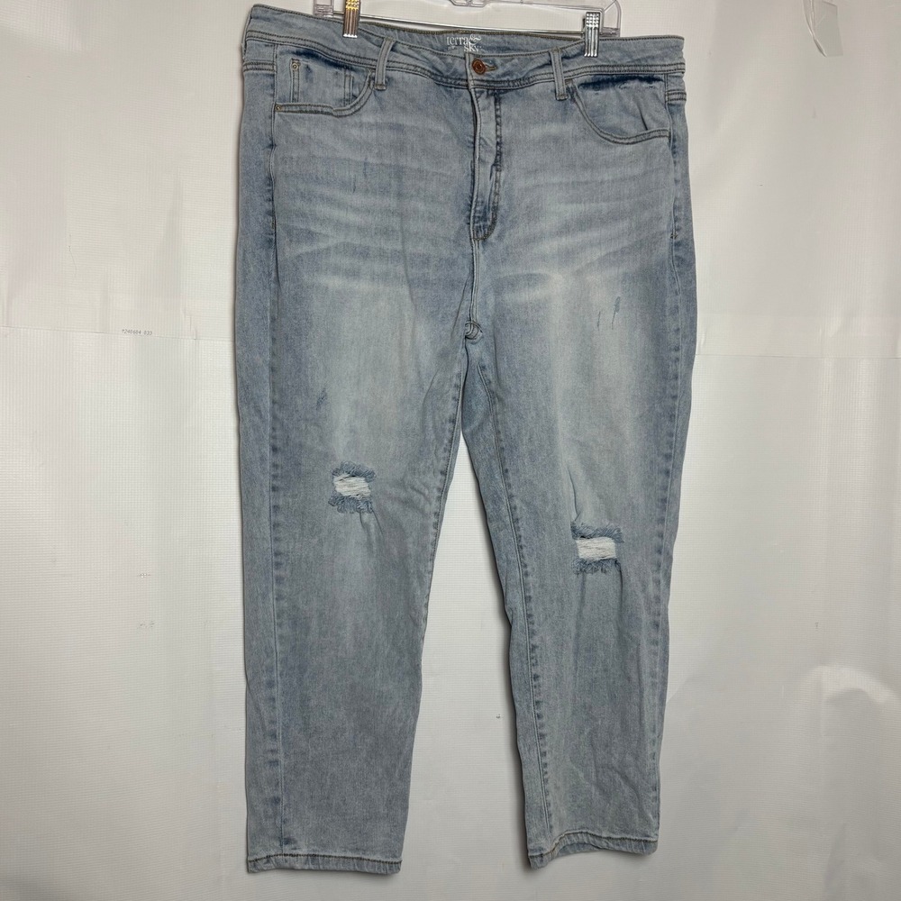 Terra & Sky Womens 20W Light Wash Distressed Relaxed Boyfriend Jeans Stretchy
